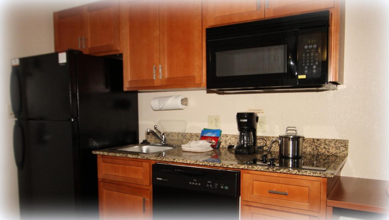 Candlewood Suites Fredericksburg By Ihg Esterno foto