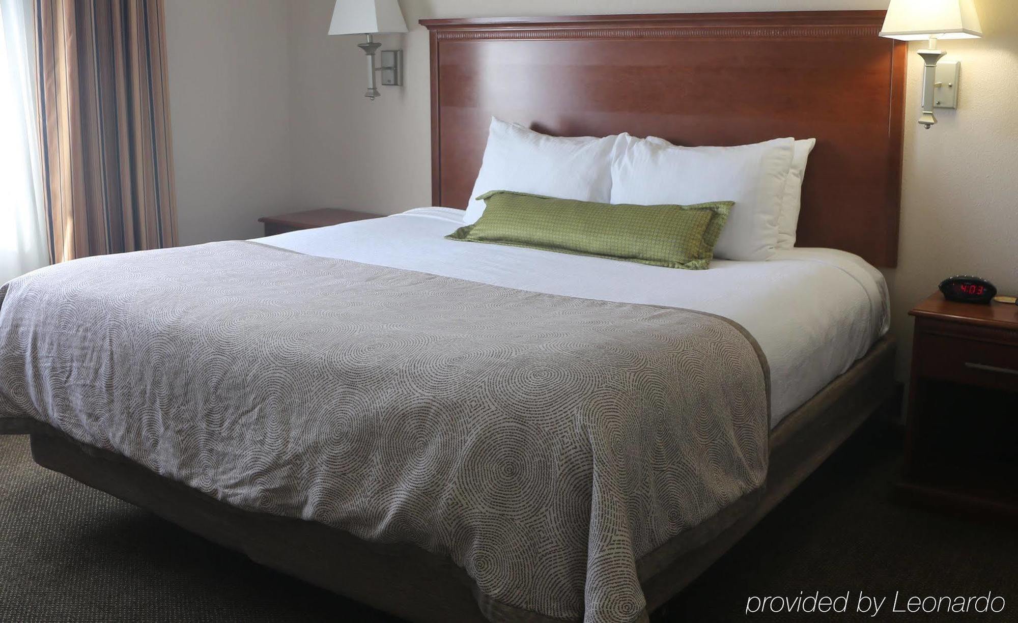 Candlewood Suites Fredericksburg By Ihg Esterno foto
