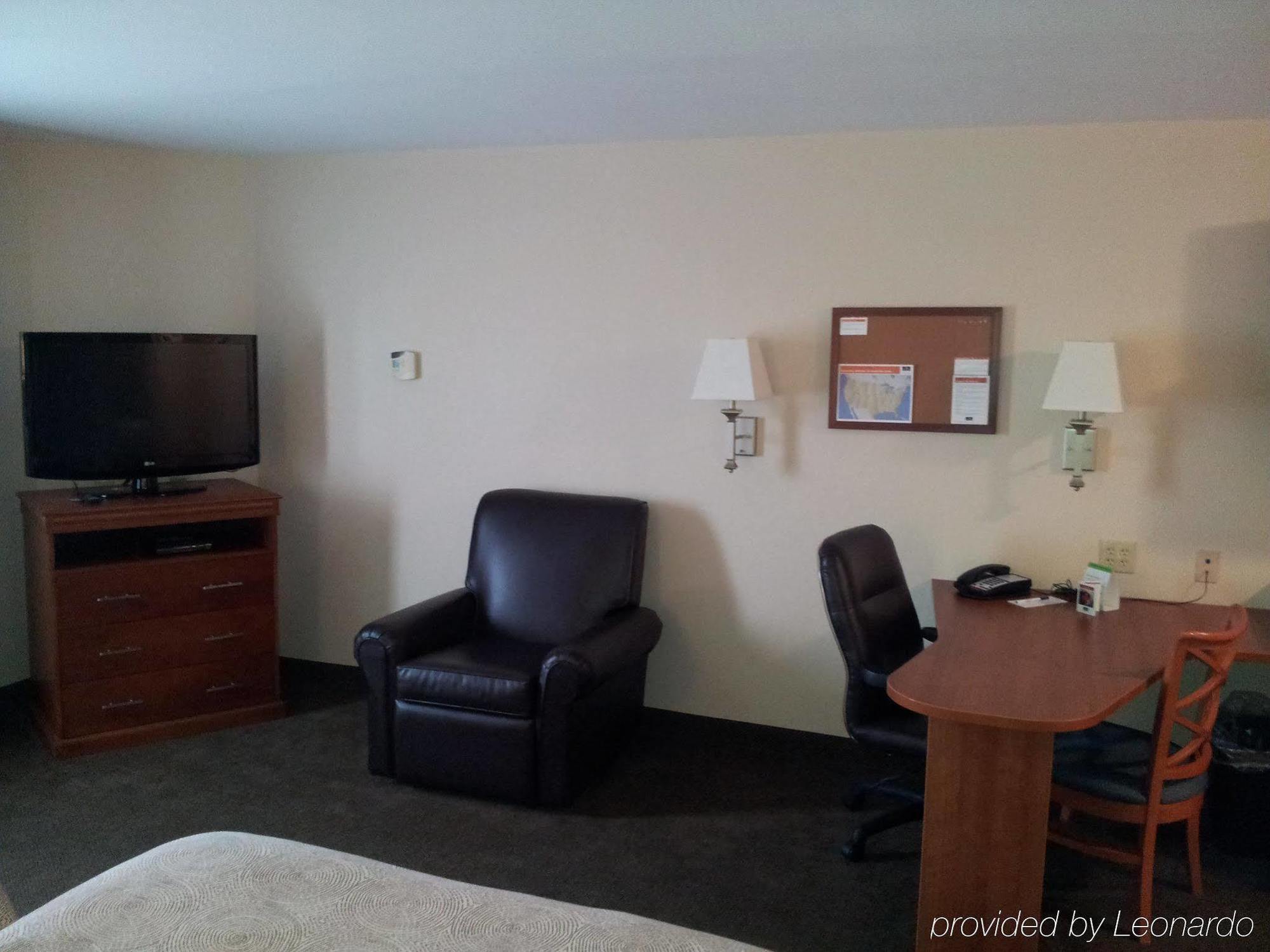 Candlewood Suites Fredericksburg By Ihg Esterno foto